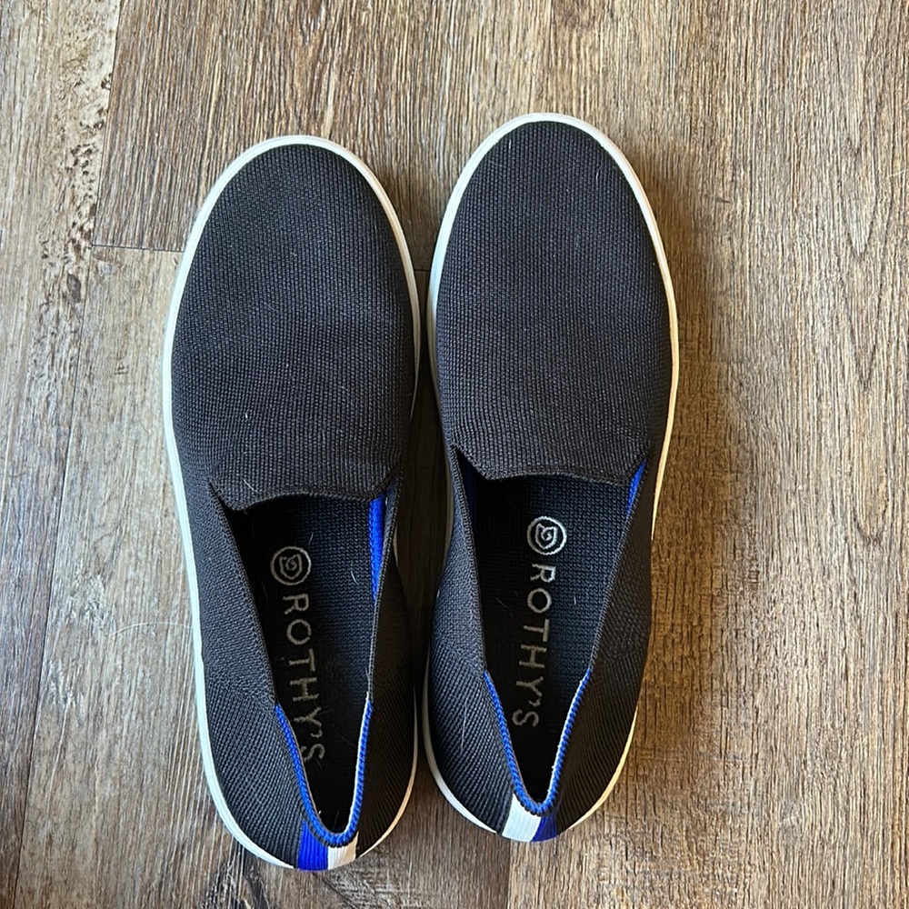 Barely worn Rothy’s